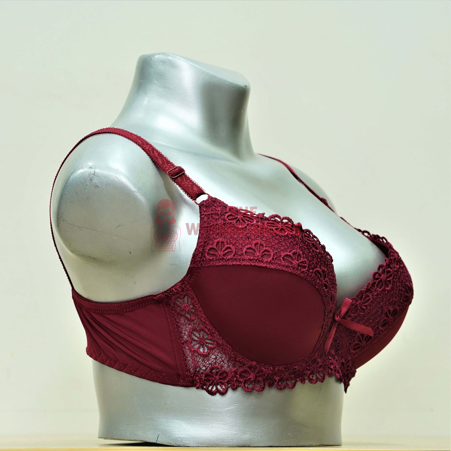 Ladies Padded Bra Covered With Lace (31076)