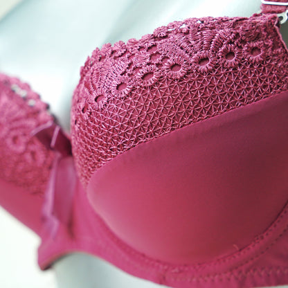 Ladies Padded Bra Covered With Top Lace (31078)