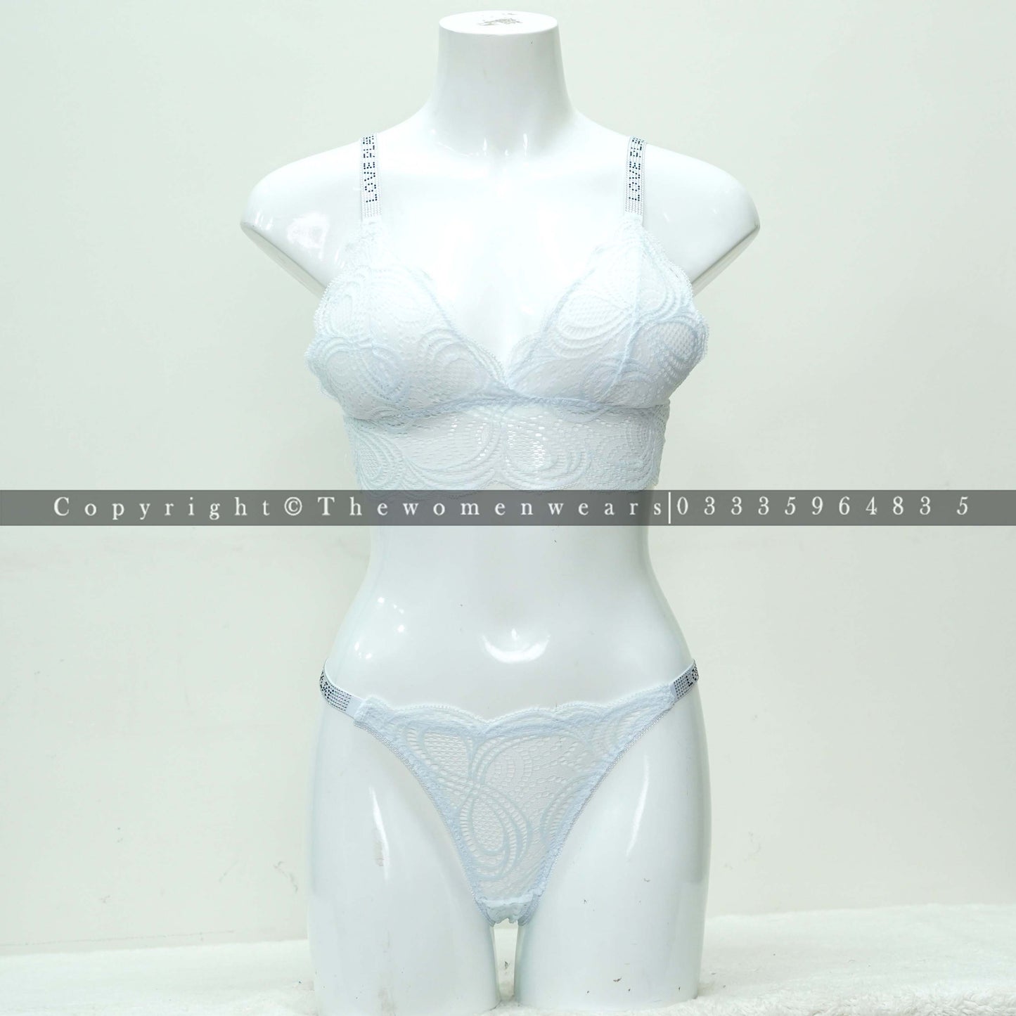 Women's Soft Padded Net Bralette Set (LV-2022)