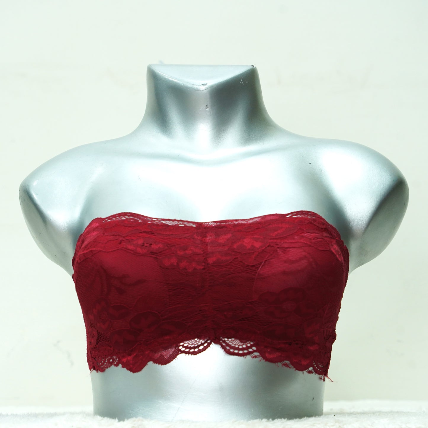 Women's Anti Slip Strapless Tube Top Bra (833)