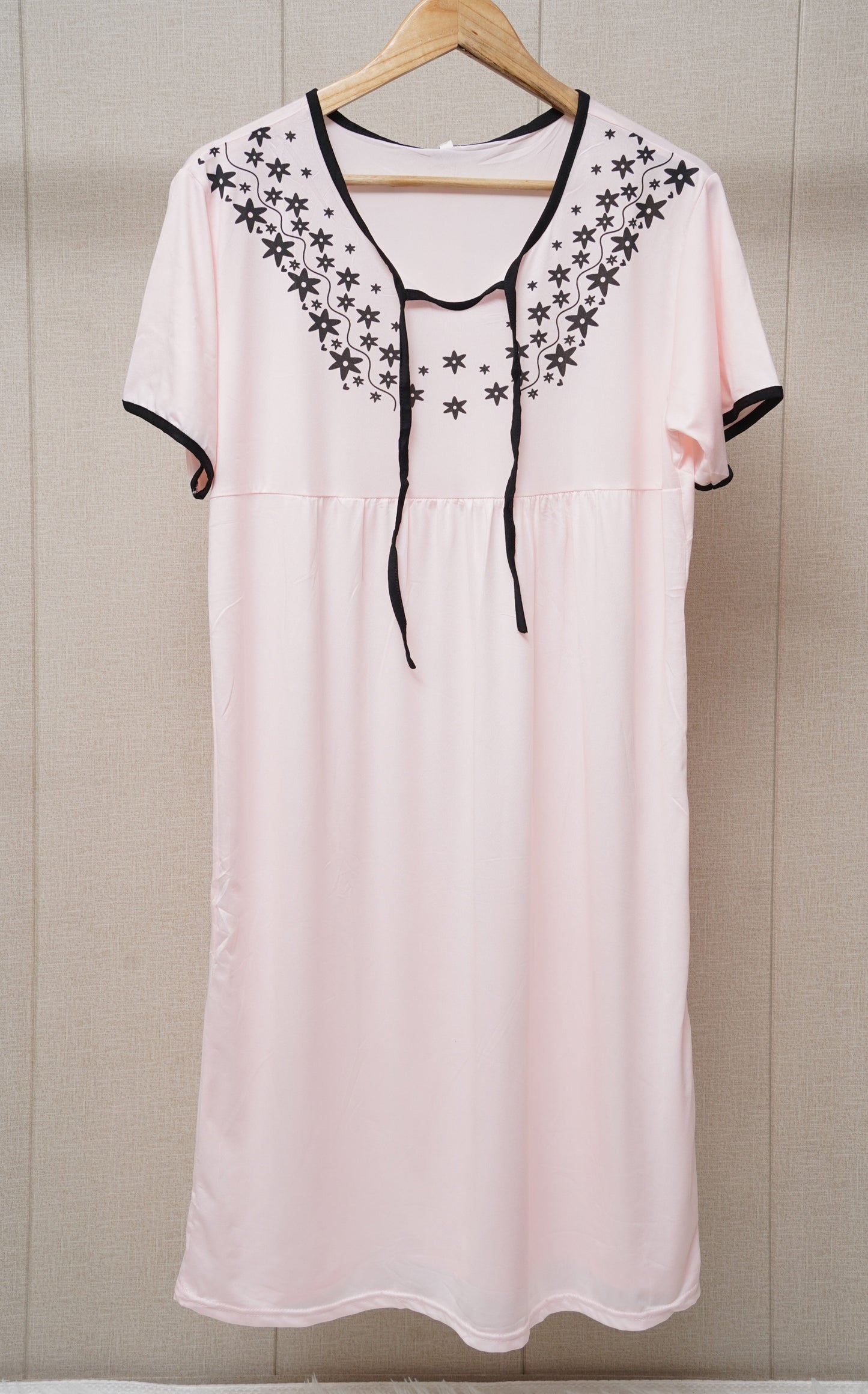 Star printed short slevees shirt