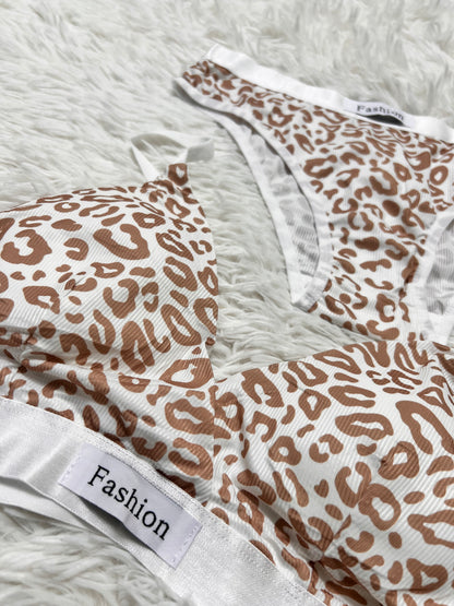 Women Seamless Leopard Print Low Waist Cotton Bralette Set