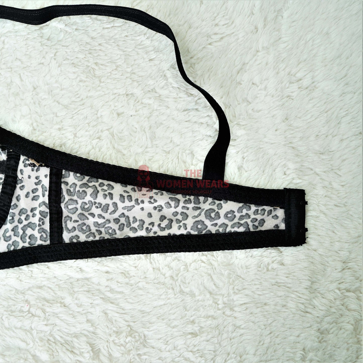Women's Casual Cheetah Print Warm Bra (25301)